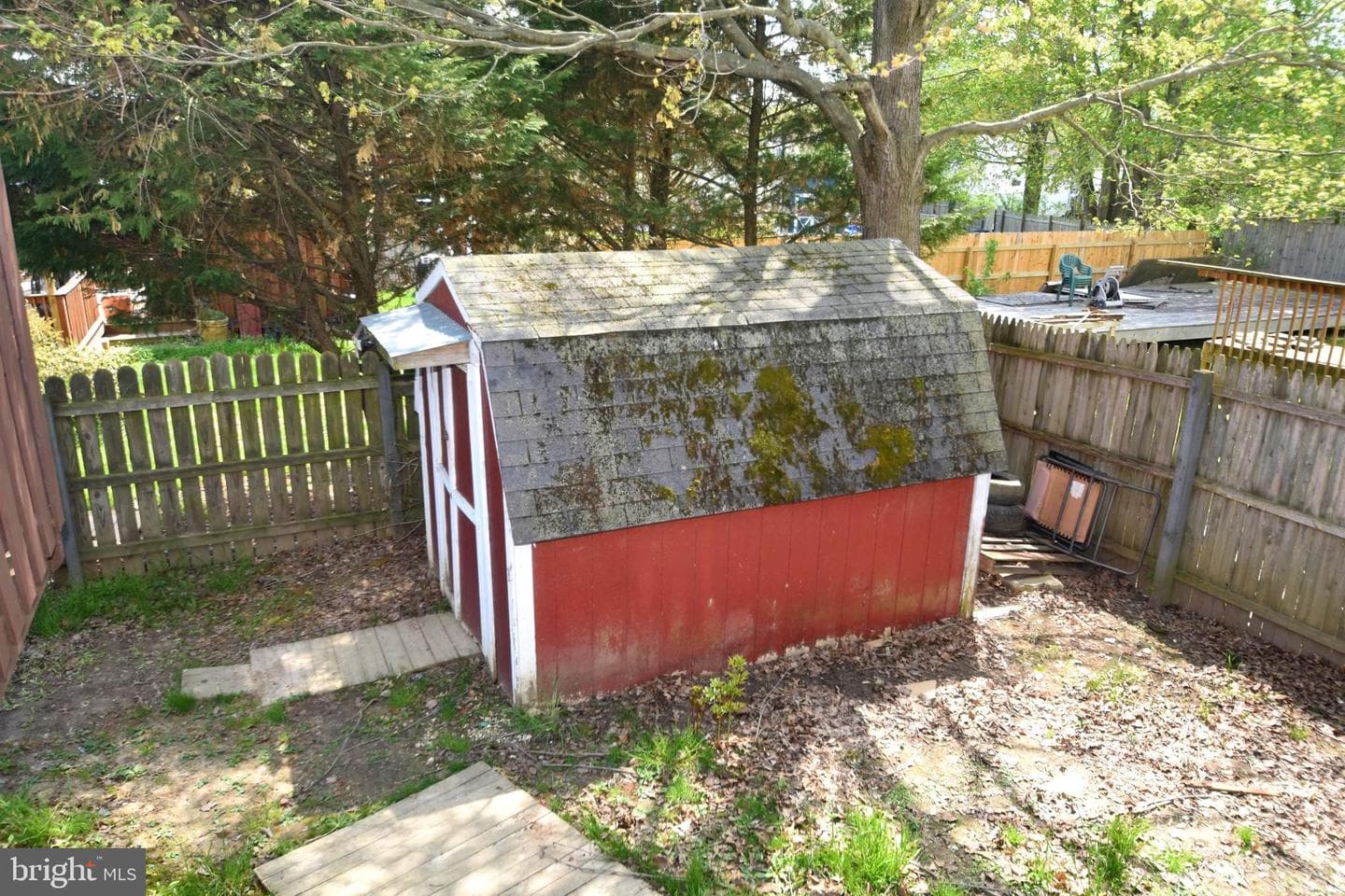 107 Chestnut Dr photo 42