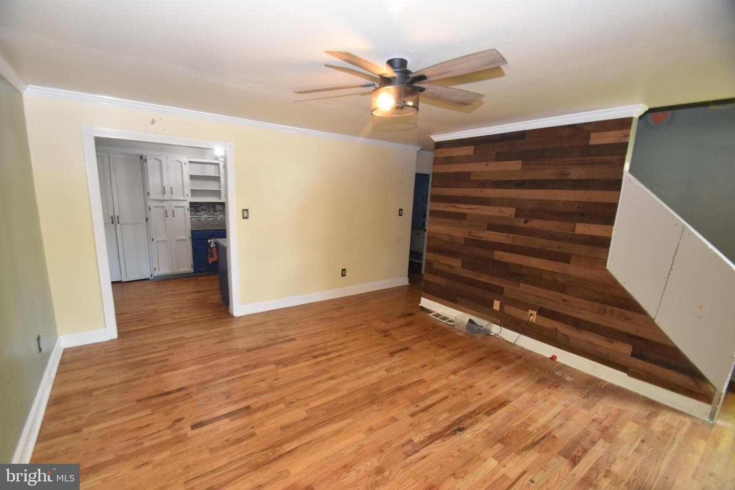 107 Chestnut Dr photo 7