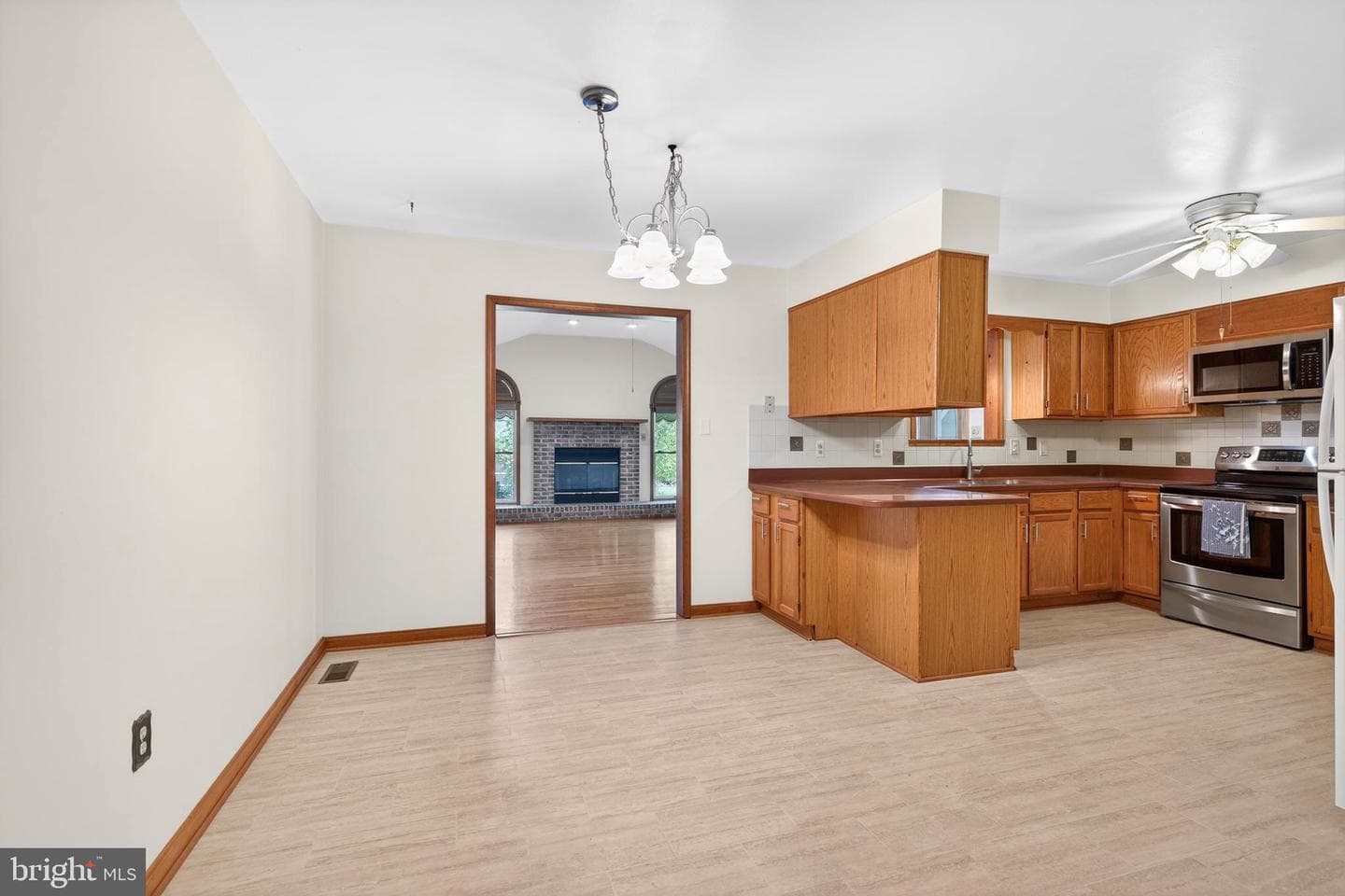 105 Brantwood Drive photo 7
