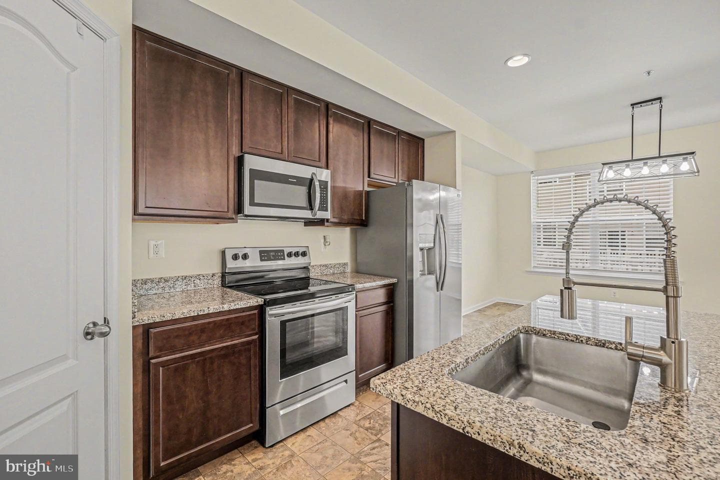 414 Charlestown Crossing Boulevard photo 13