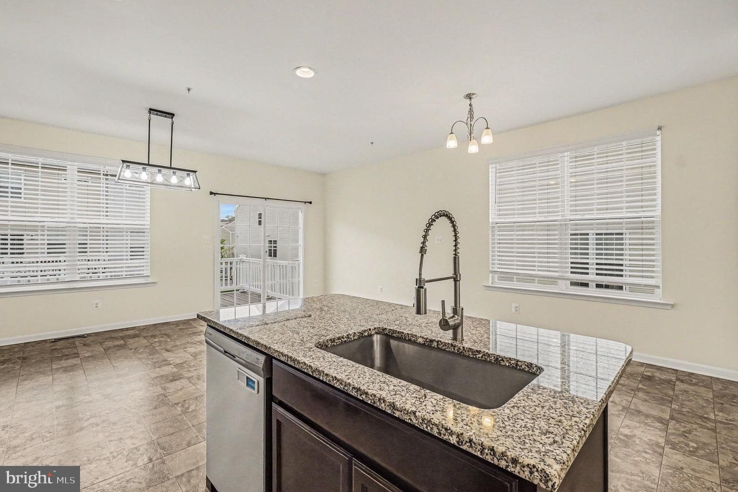 414 Charlestown Crossing Boulevard photo 14