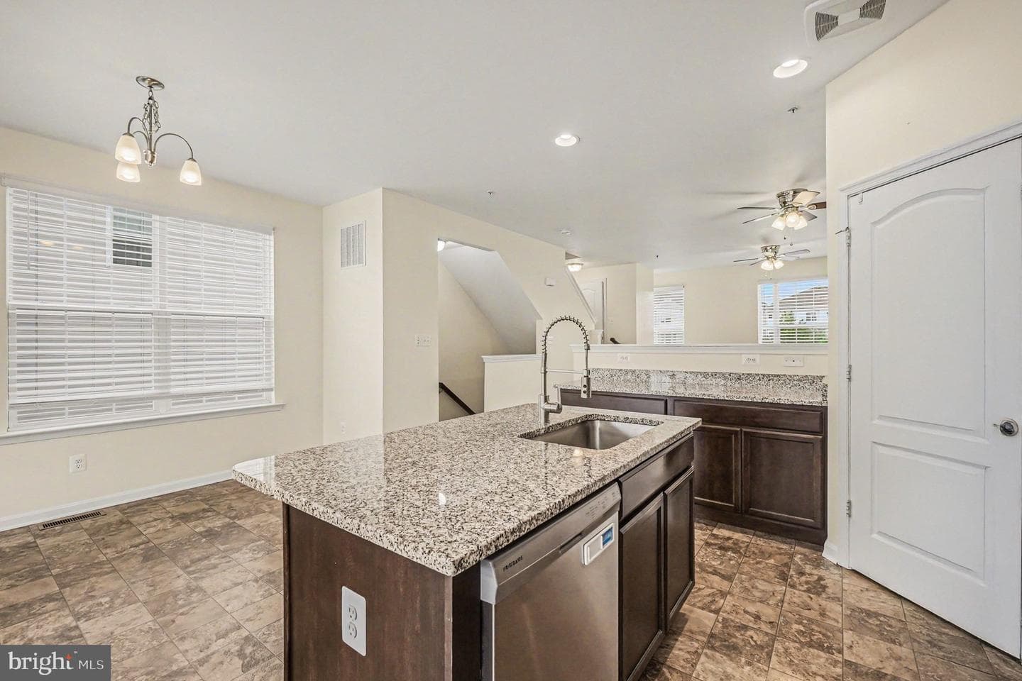 414 Charlestown Crossing Boulevard photo 15