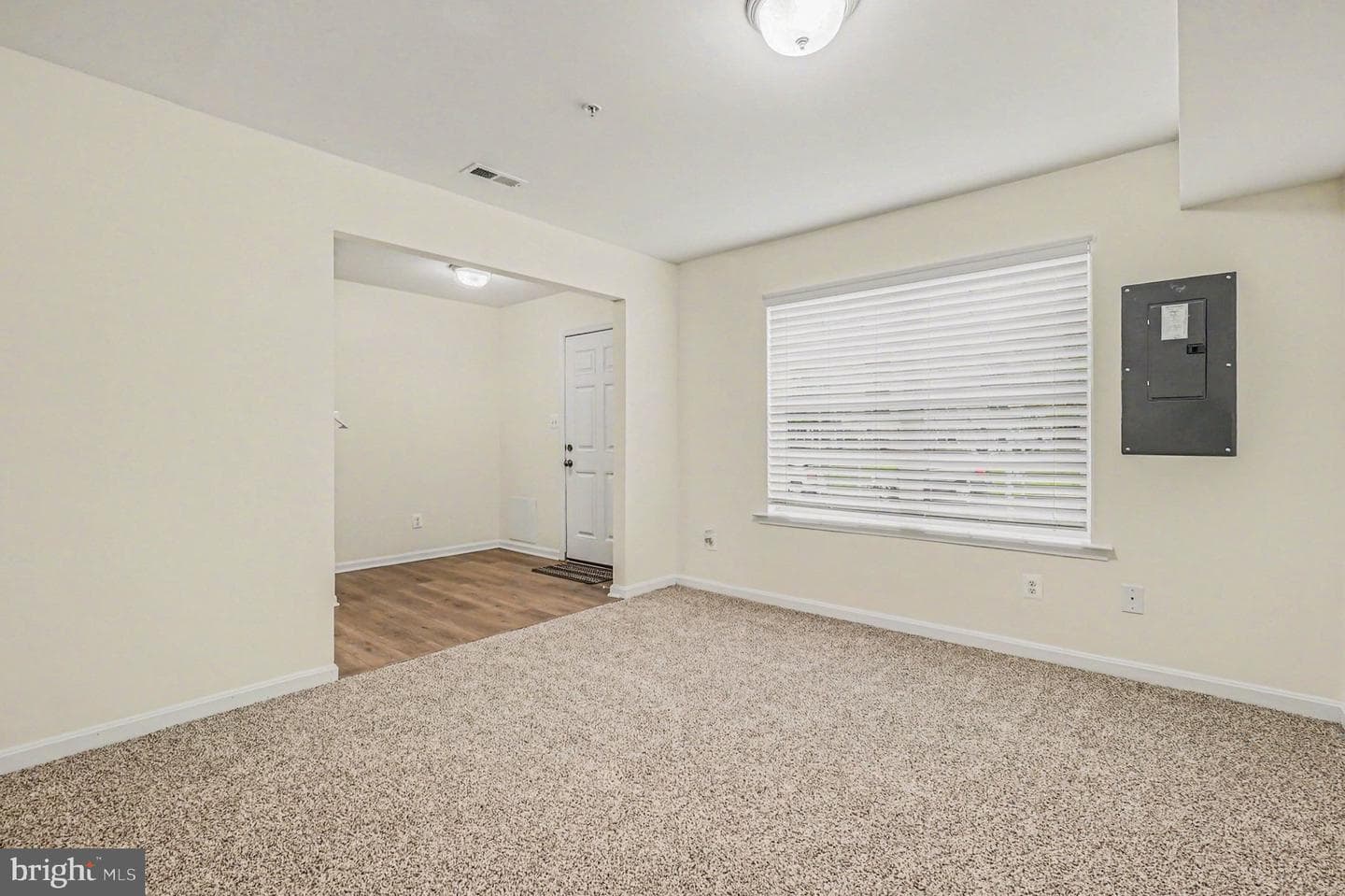 414 Charlestown Crossing Boulevard photo 6