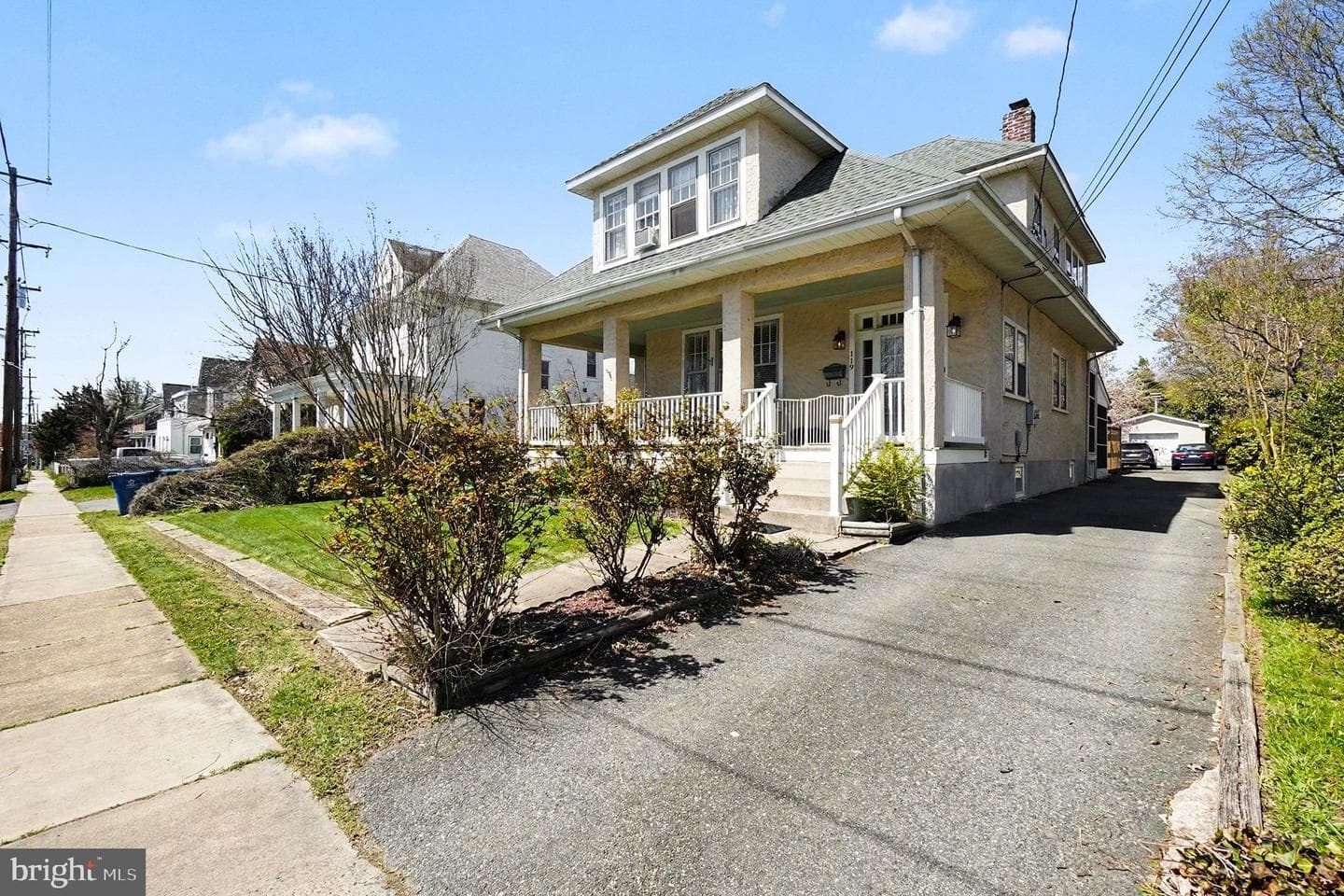 119 E Cecil Avenue photo 23