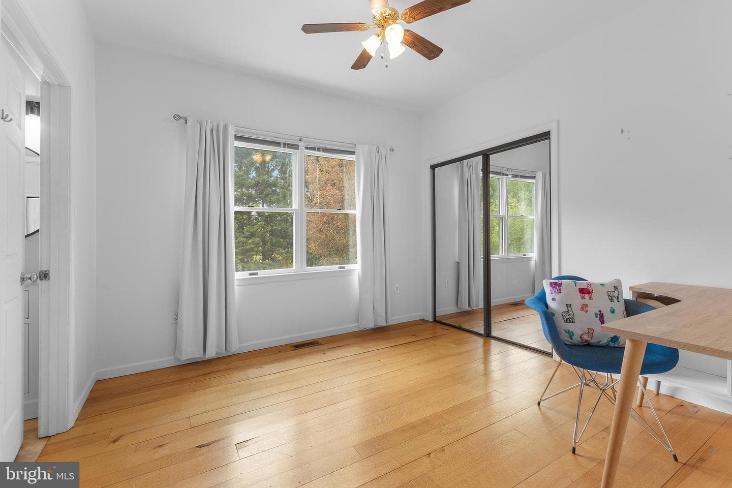 143 Clemencia Road photo 29