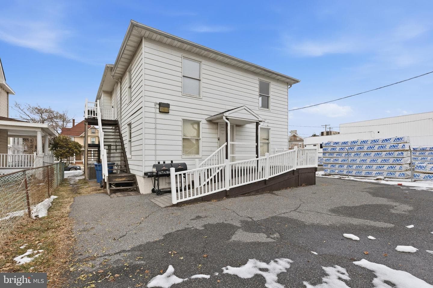 212 W Main Street photo 30