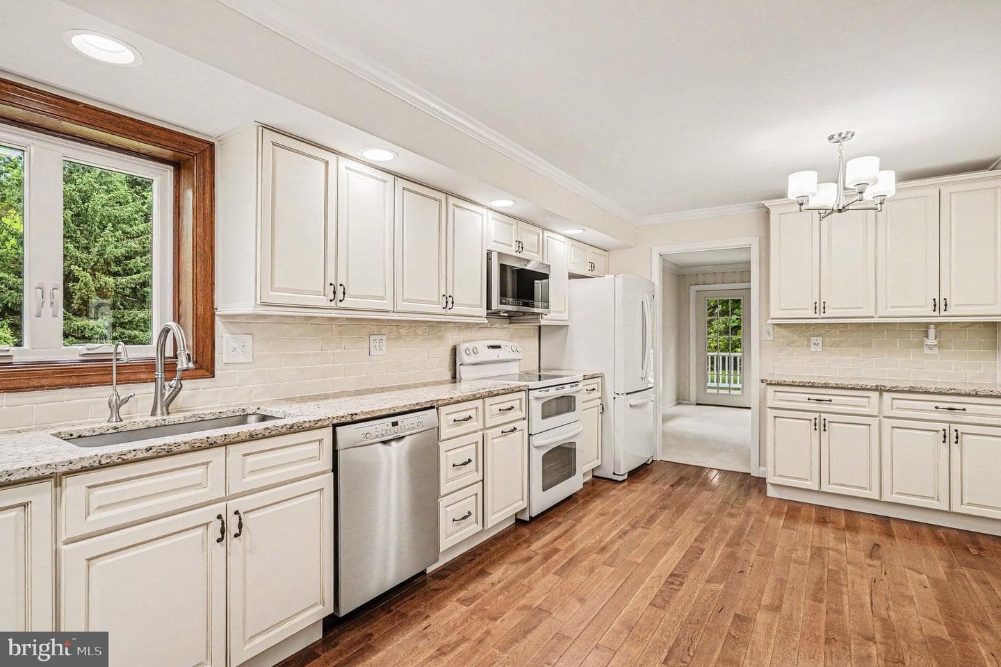31 Filbert Lane photo 11