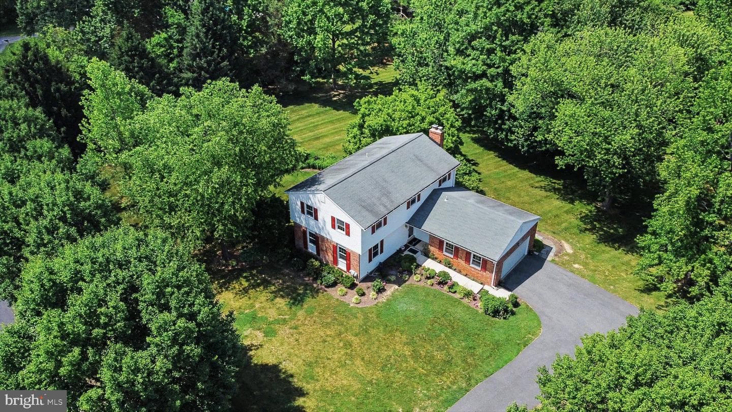31 Filbert Lane photo 48