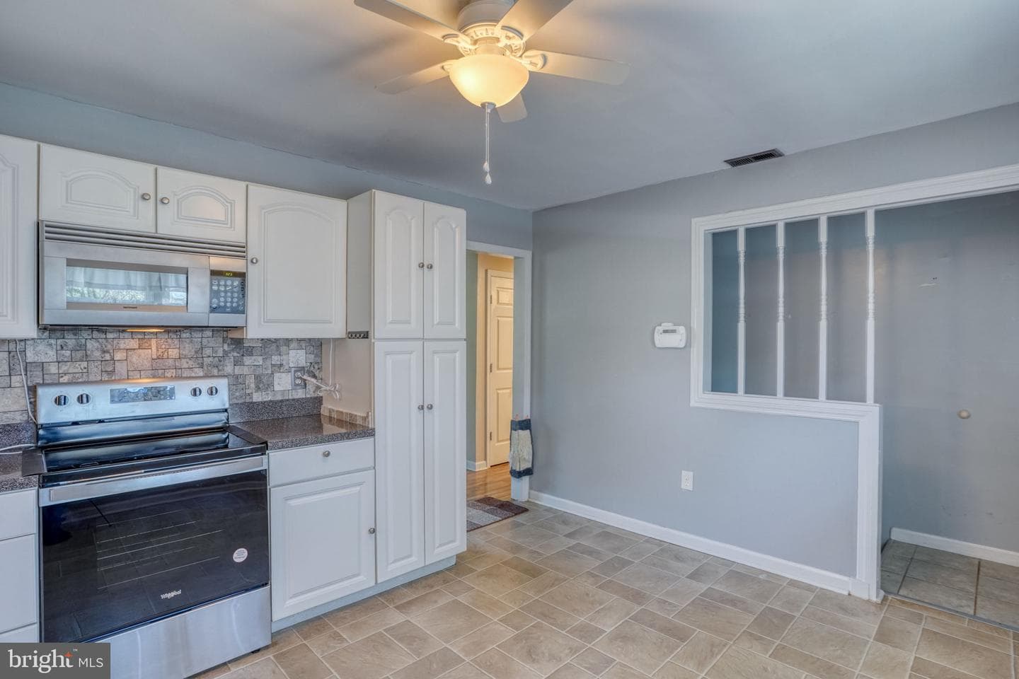 281 Sycamore Road photo 10