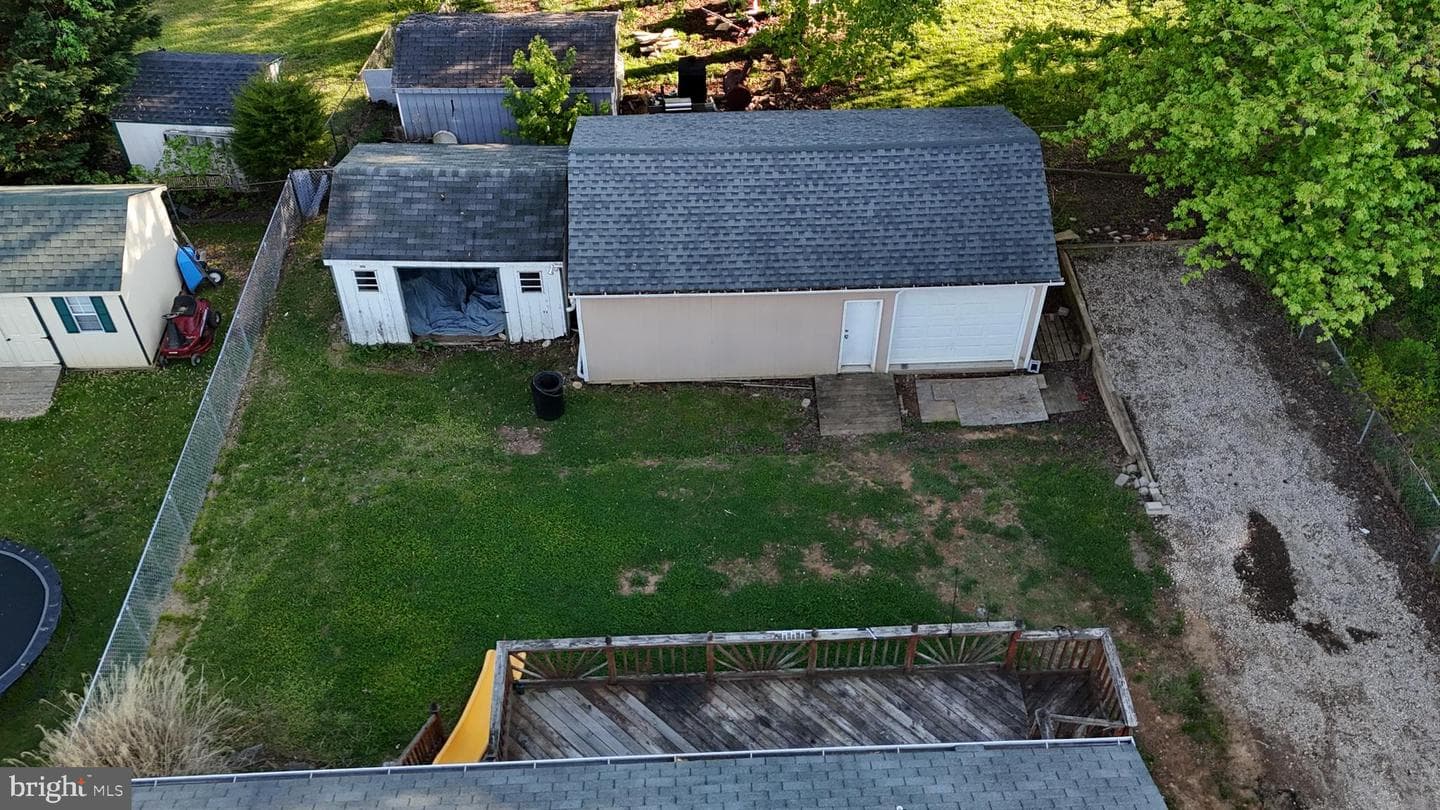 708 Gray Mount Circle photo 44