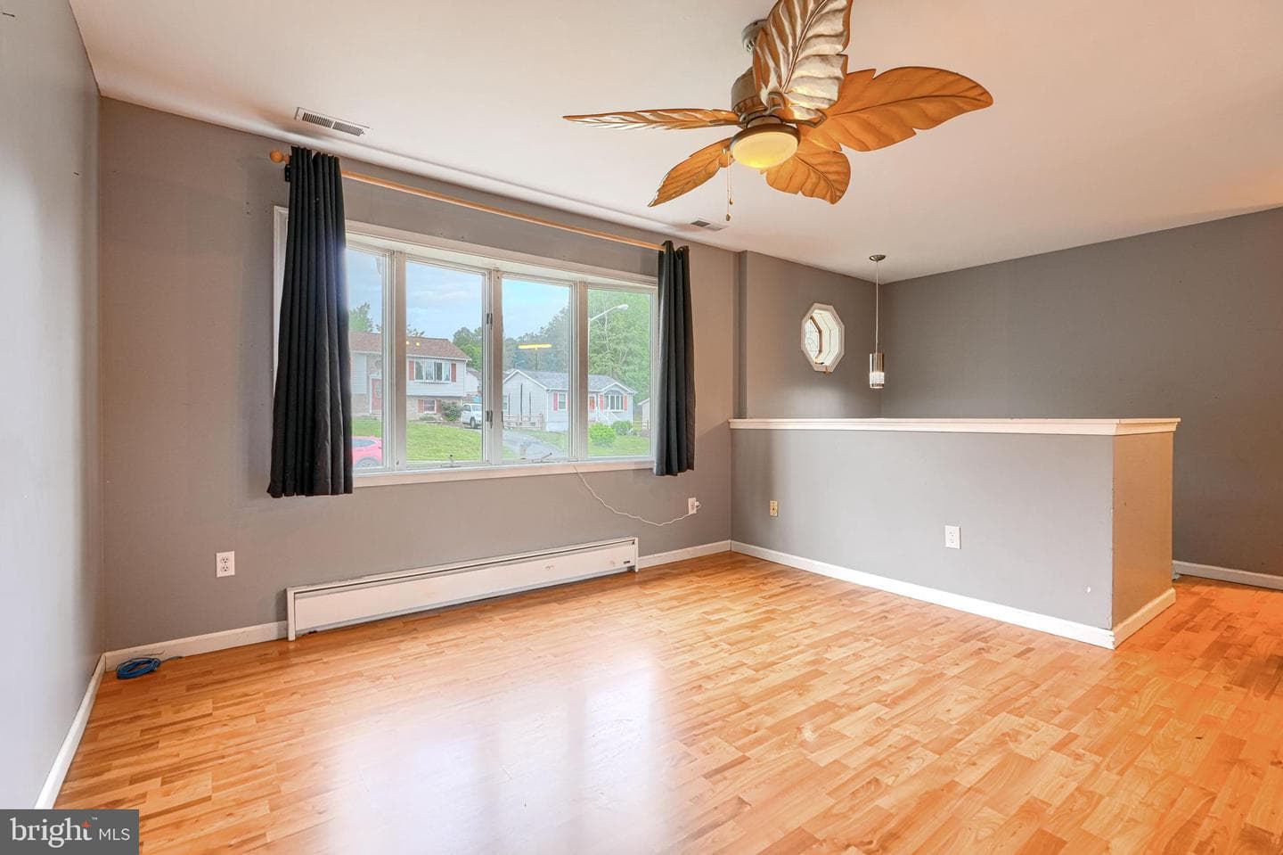 708 Gray Mount Circle photo 7