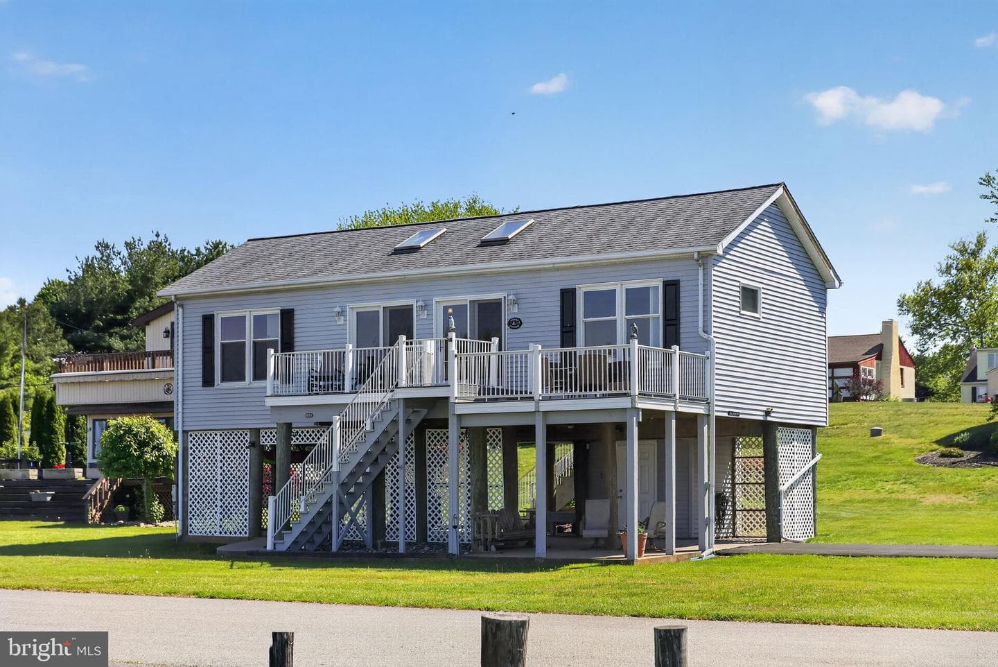 114 Bluff Road photo 3