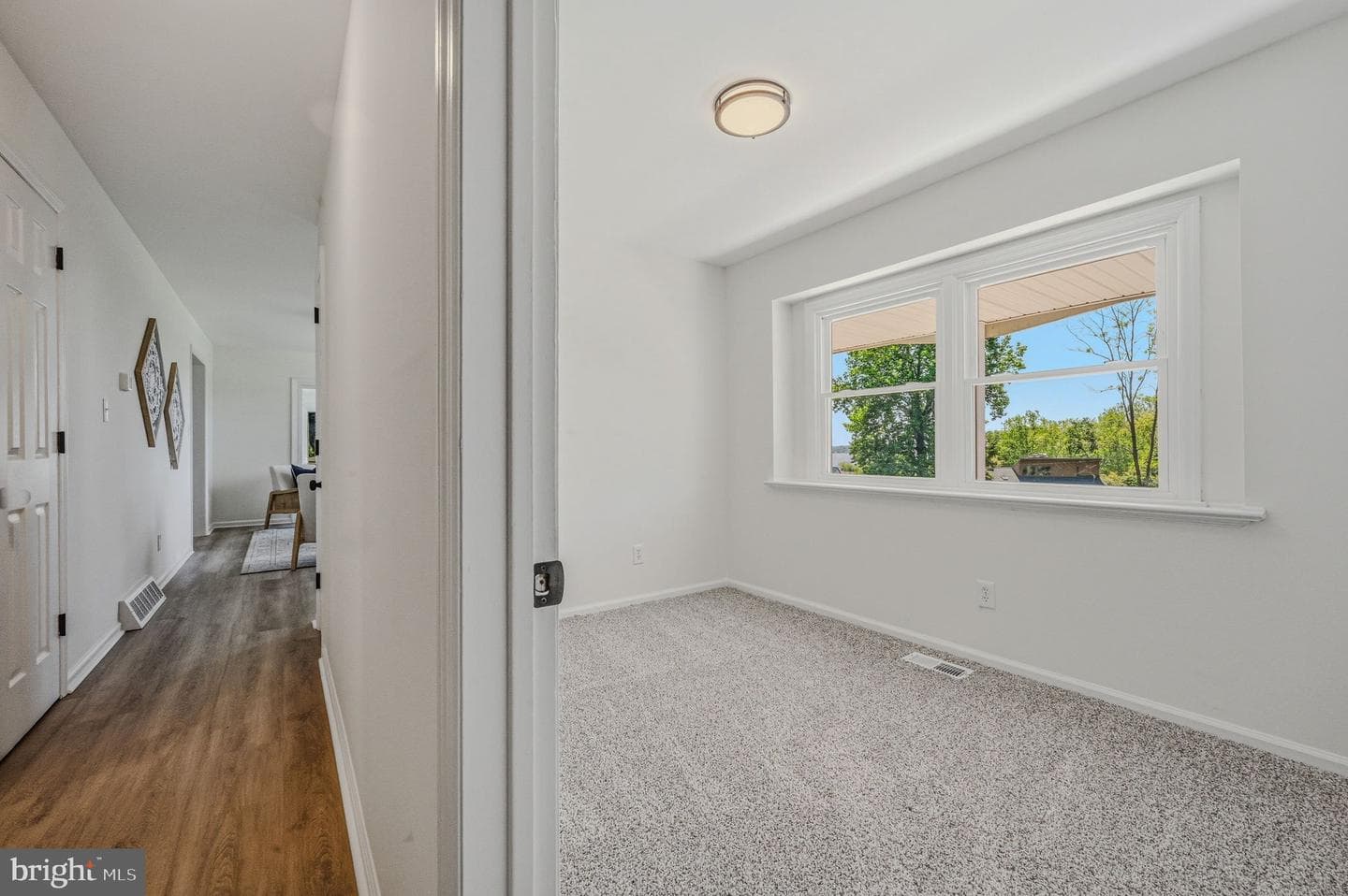 56 Mowbray Lane photo 18