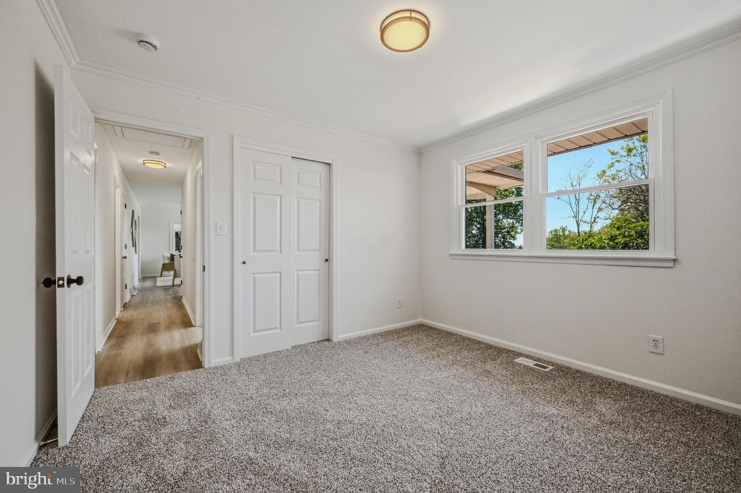 56 Mowbray Lane photo 20