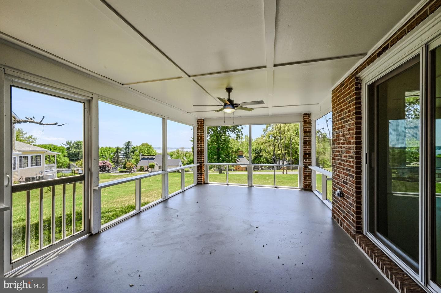 56 Mowbray Lane photo 33