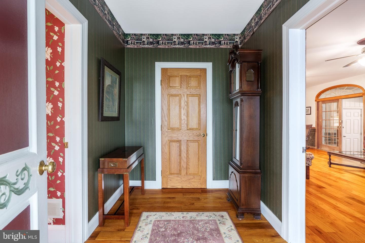 246 Biddle Street photo 20