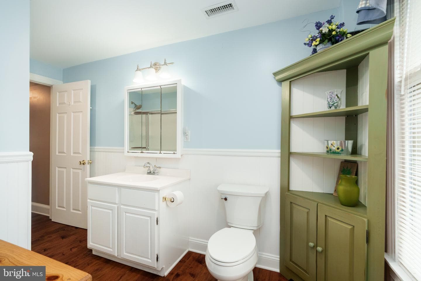 246 Biddle Street photo 34