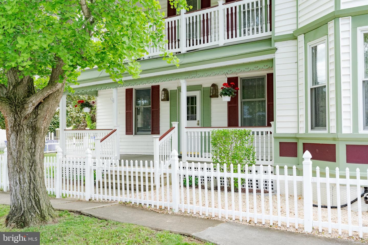 246 Biddle Street photo 42