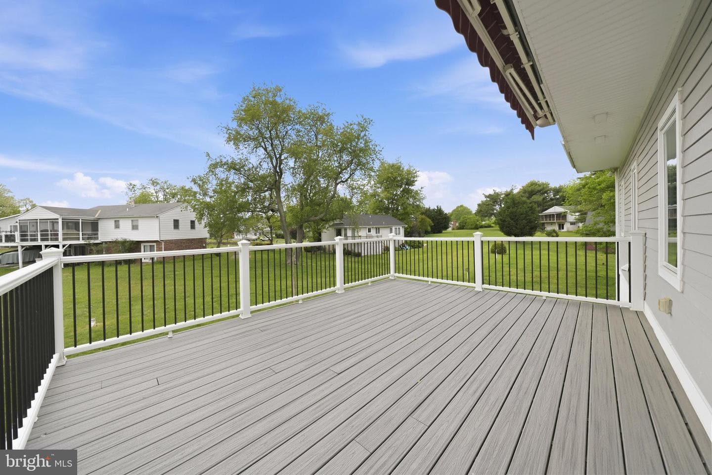 160 Cliffview Drive photo 33