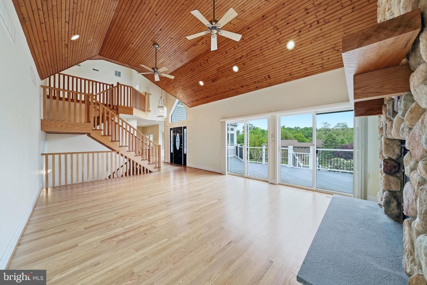 160 Cliffview Drive photo 50