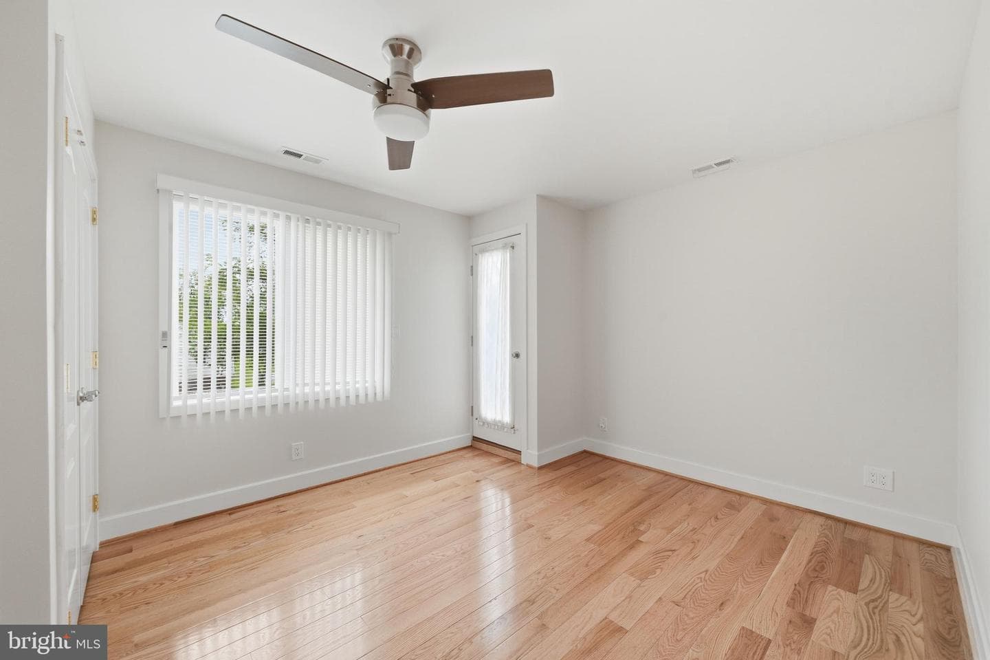 160 Cliffview Drive photo 80