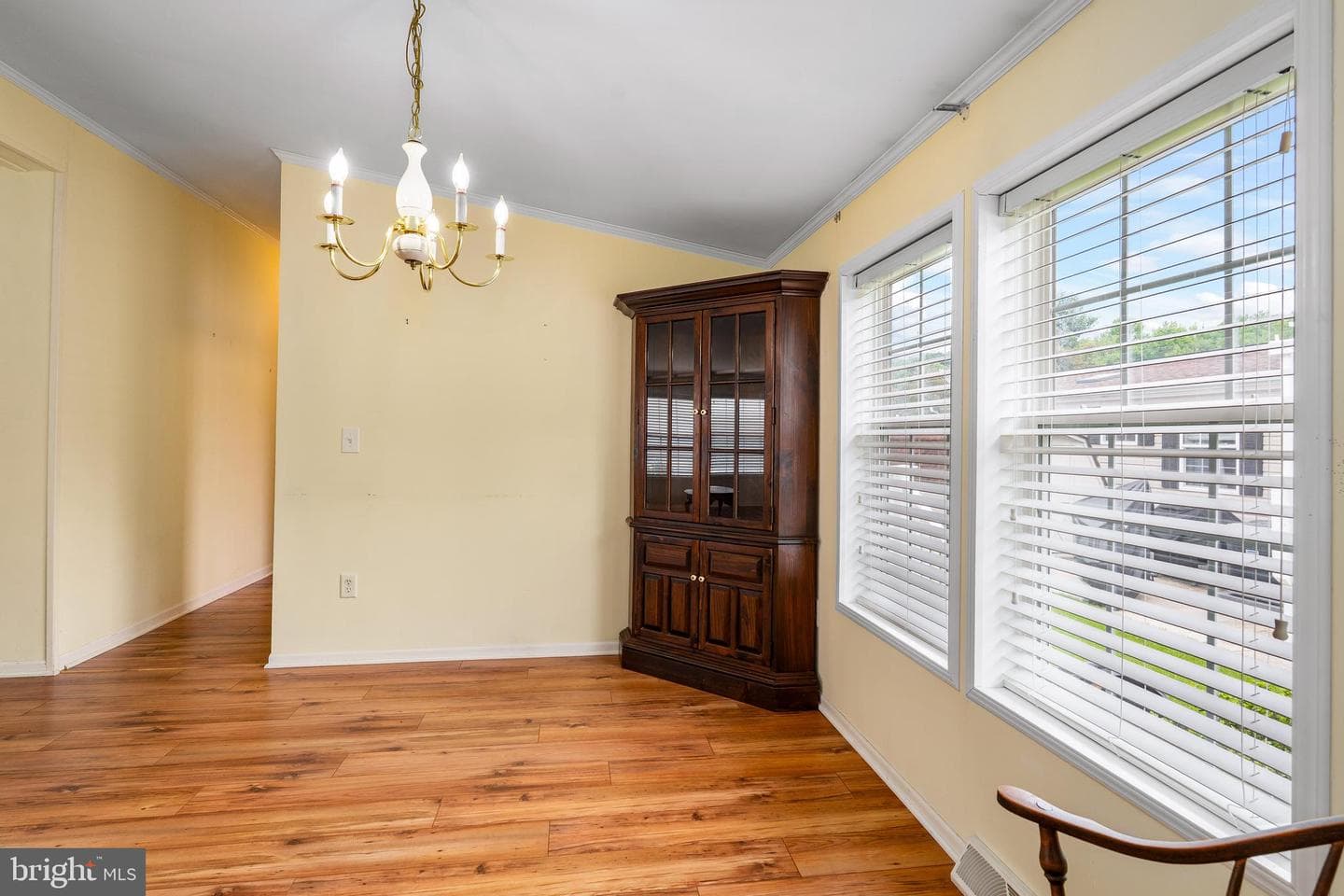 77 Woods Way photo 11