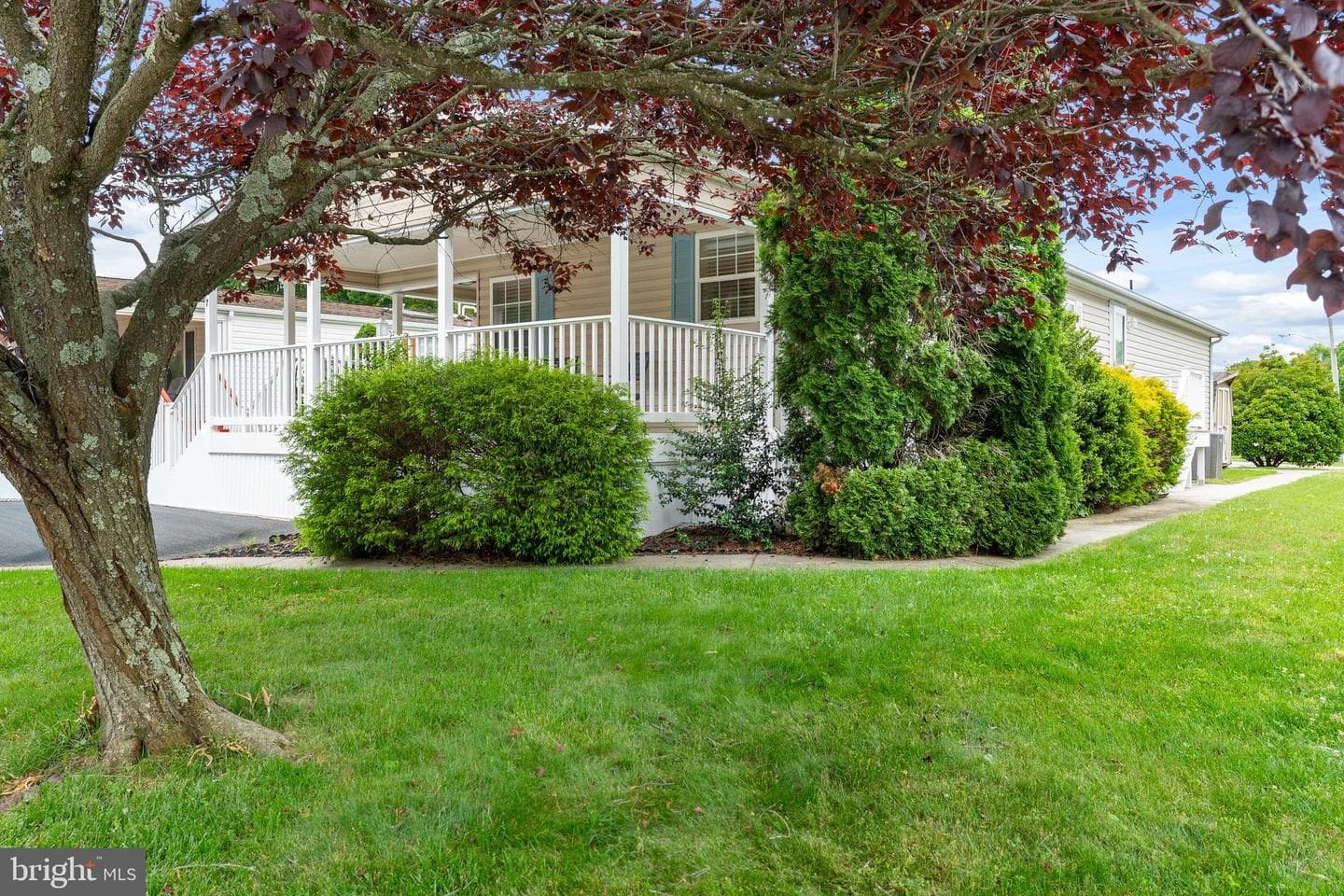 77 Woods Way photo 3