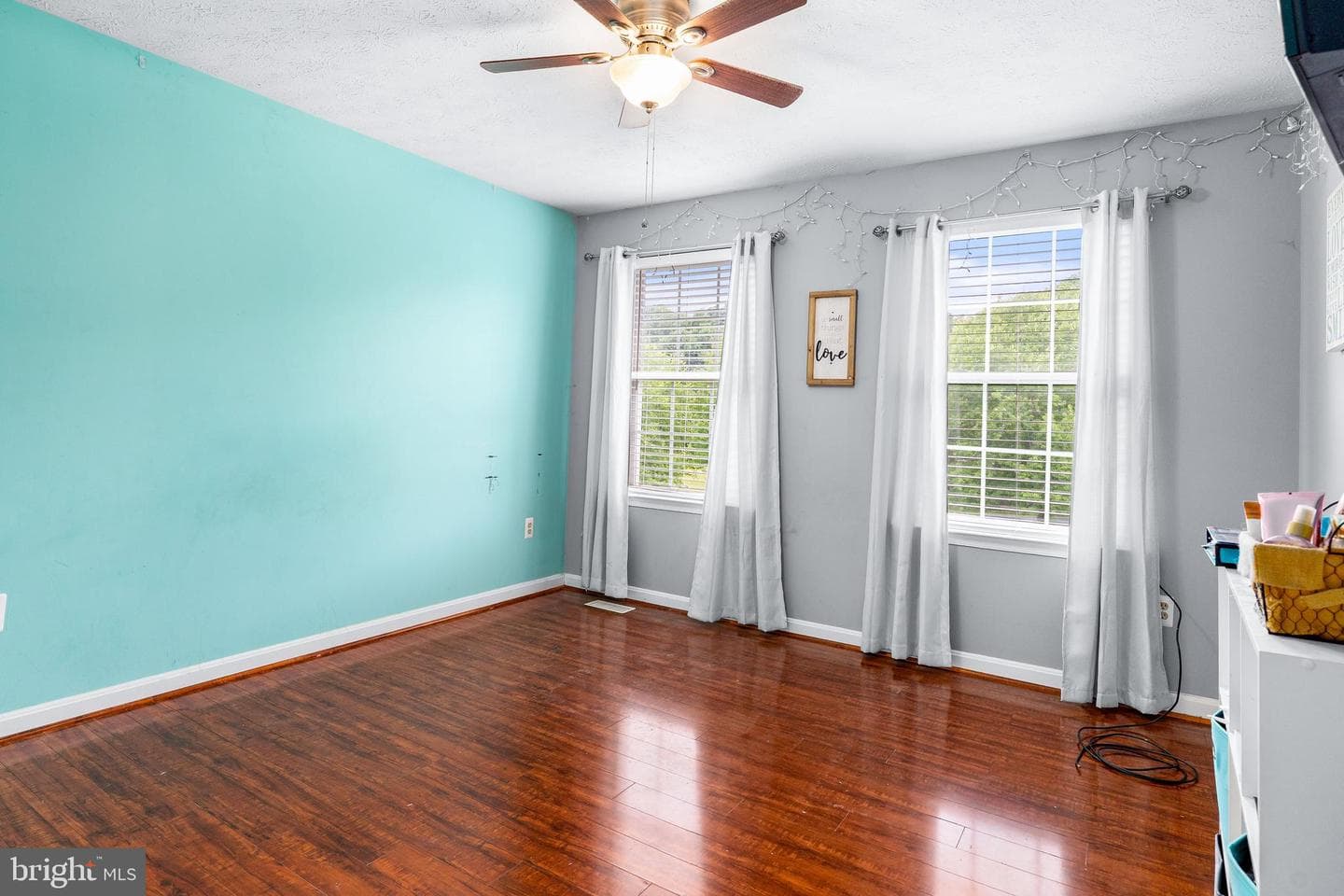 146 Manchester Drive photo 22
