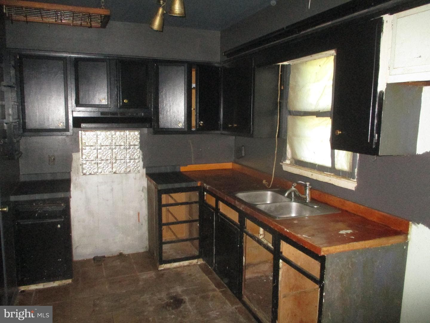 49 Crestwood Dr photo 4
