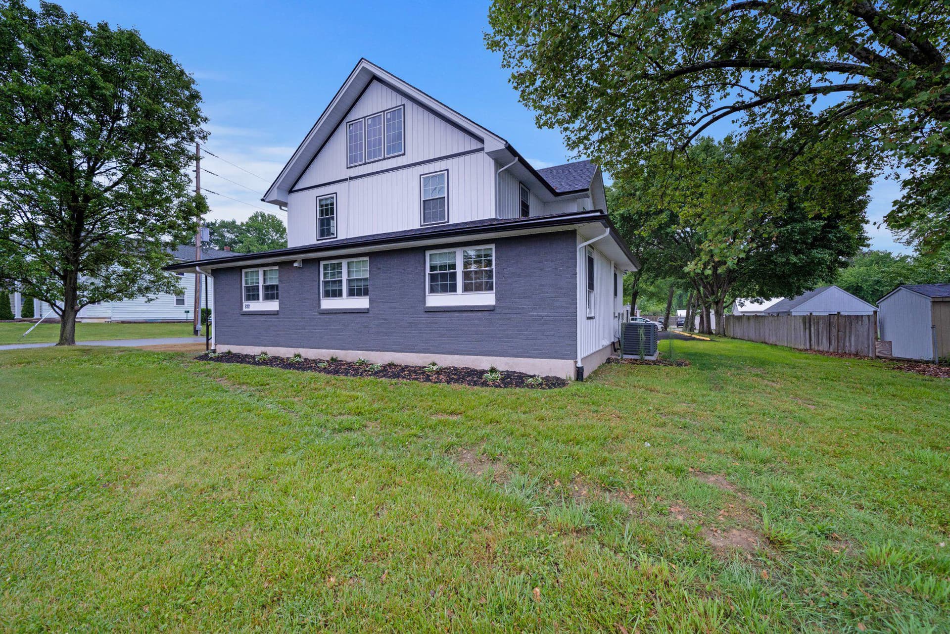 322 E Cecil Avenue, North East