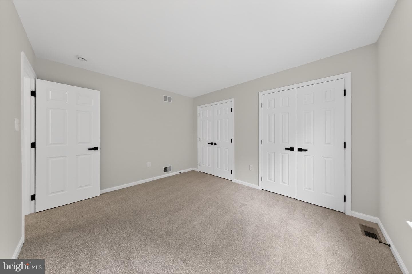 112 Liberty Lane photo 23