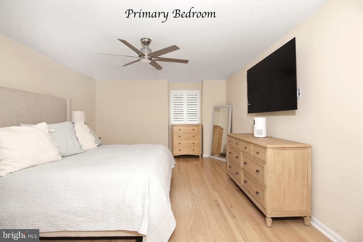 130 Carriage Lane photo 22