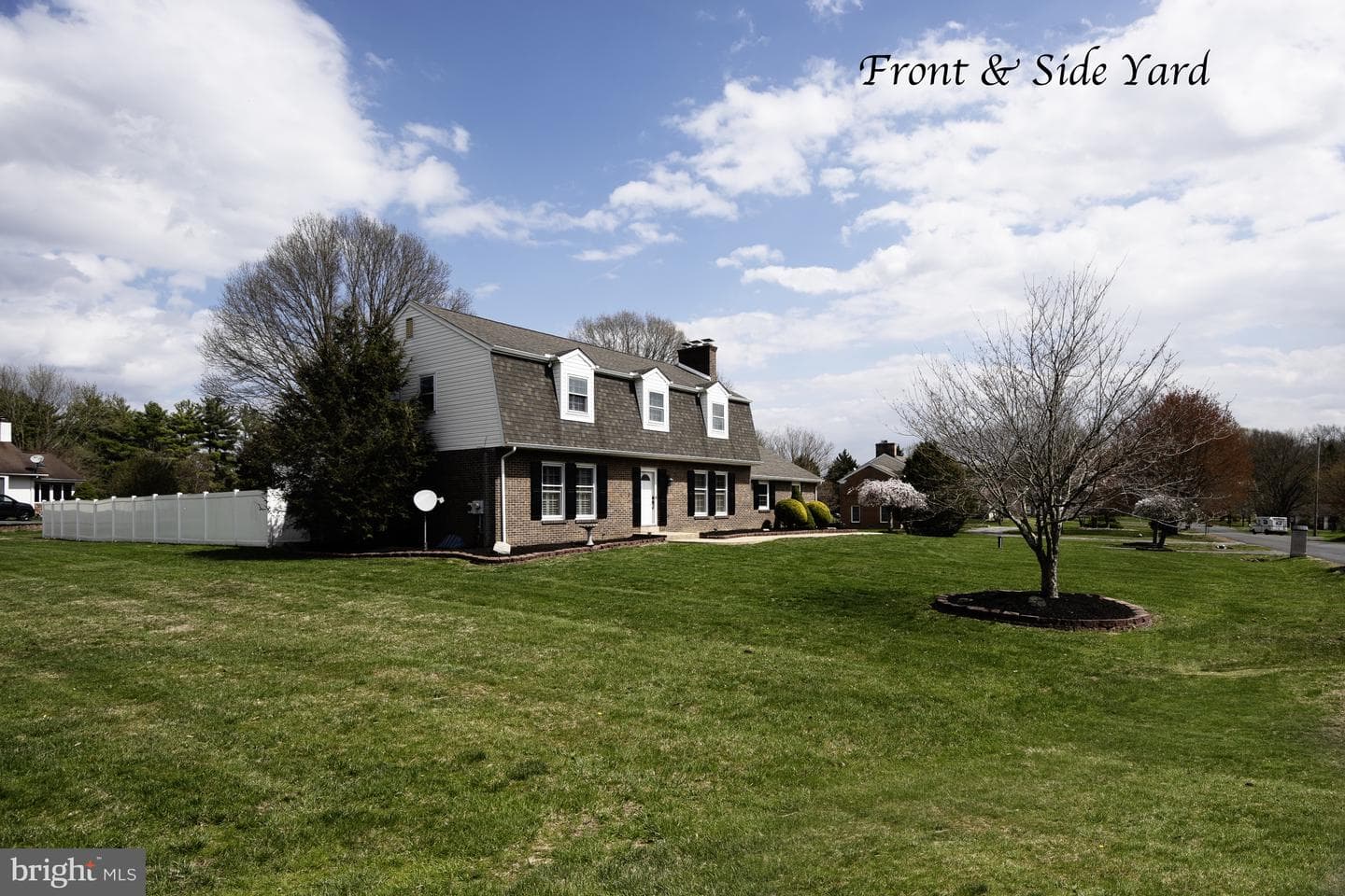 130 Carriage Lane photo 41