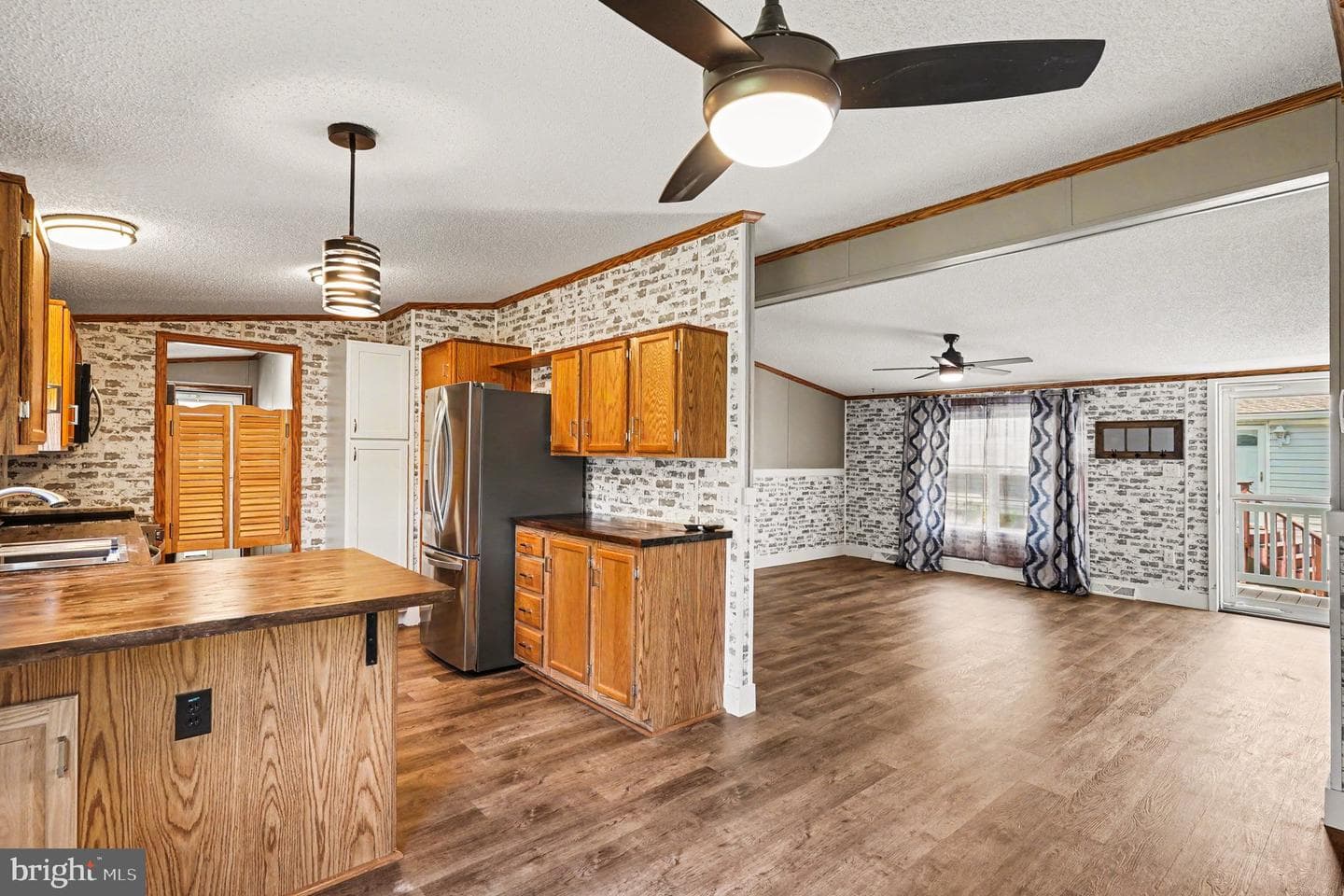 226 Woods Way photo 7