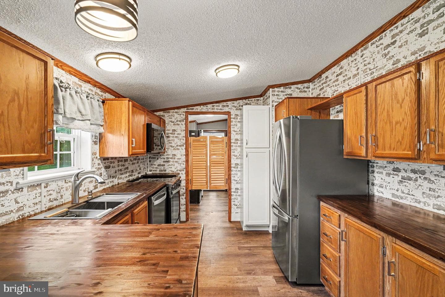 226 Woods Way photo 8
