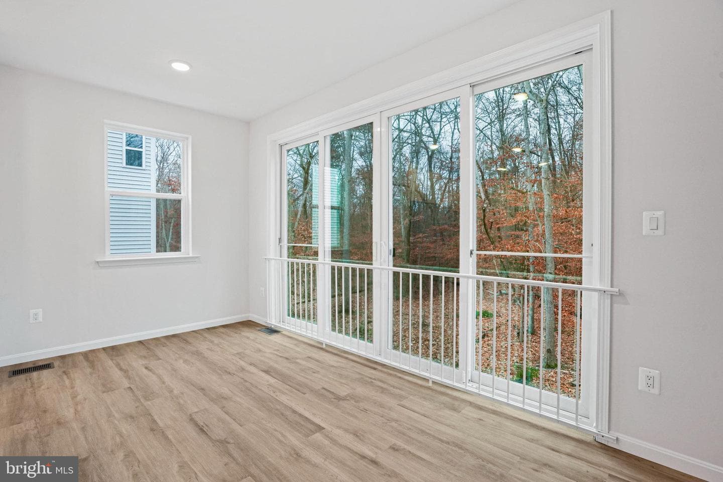 136 Catalpa Drive photo 14