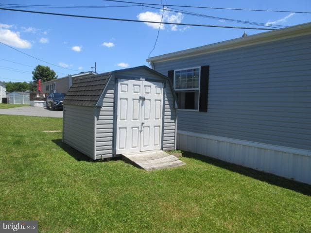 67 Saint Michaels Ct photo 3
