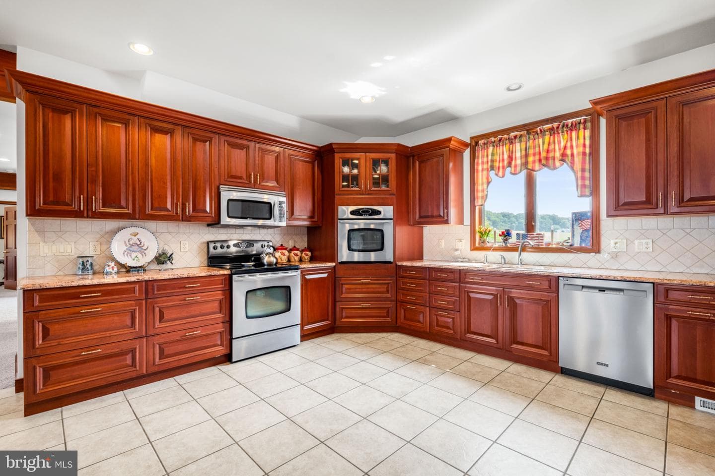 152 Wickwire Drive photo 14