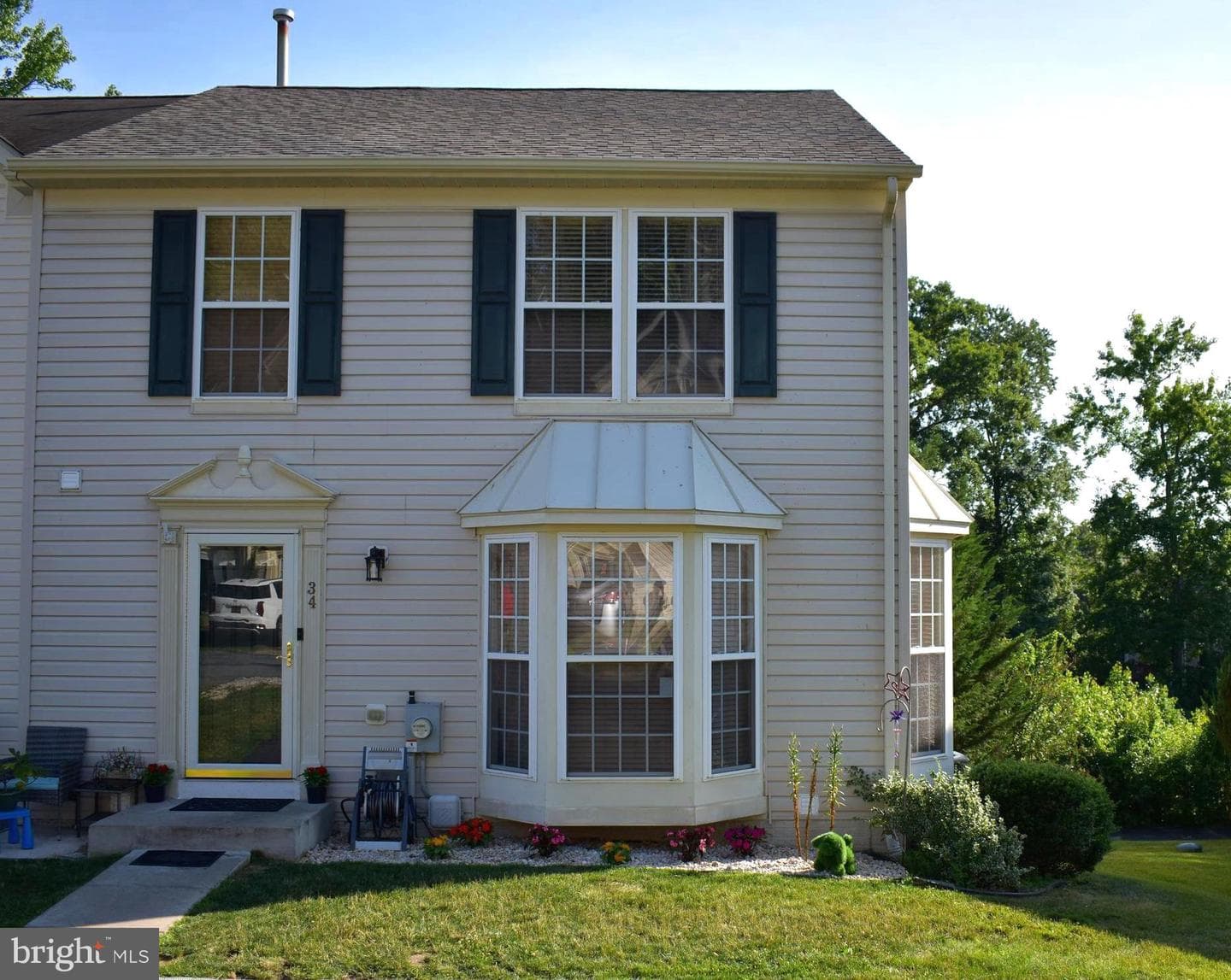 34 Guilford photo 4