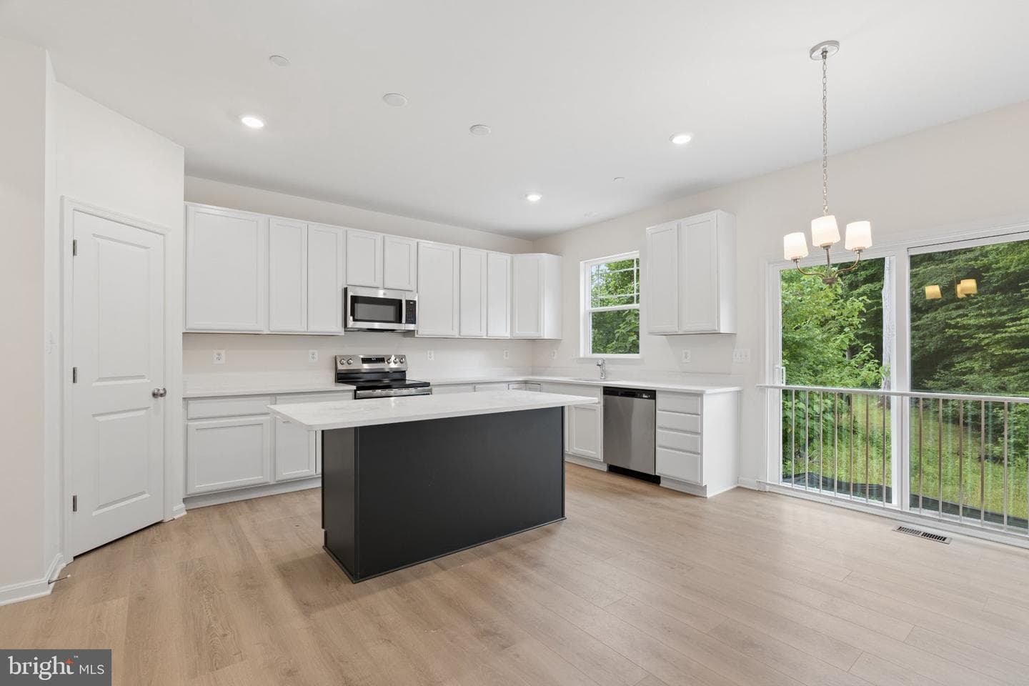 175 Fred Dr photo 12
