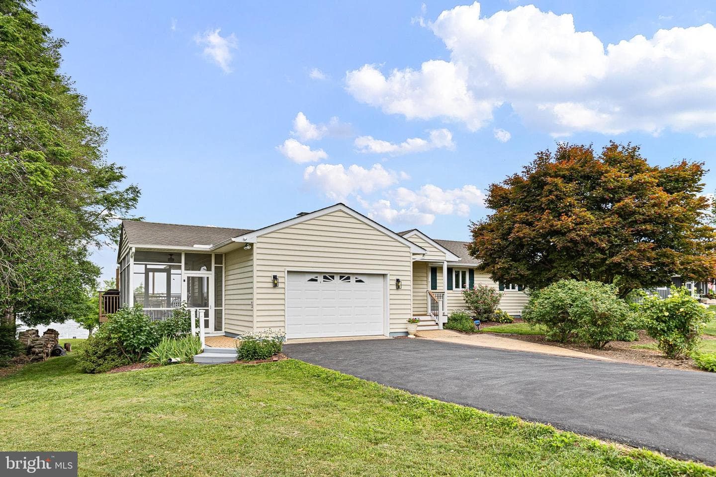 155 Edgewater Drive photo 4