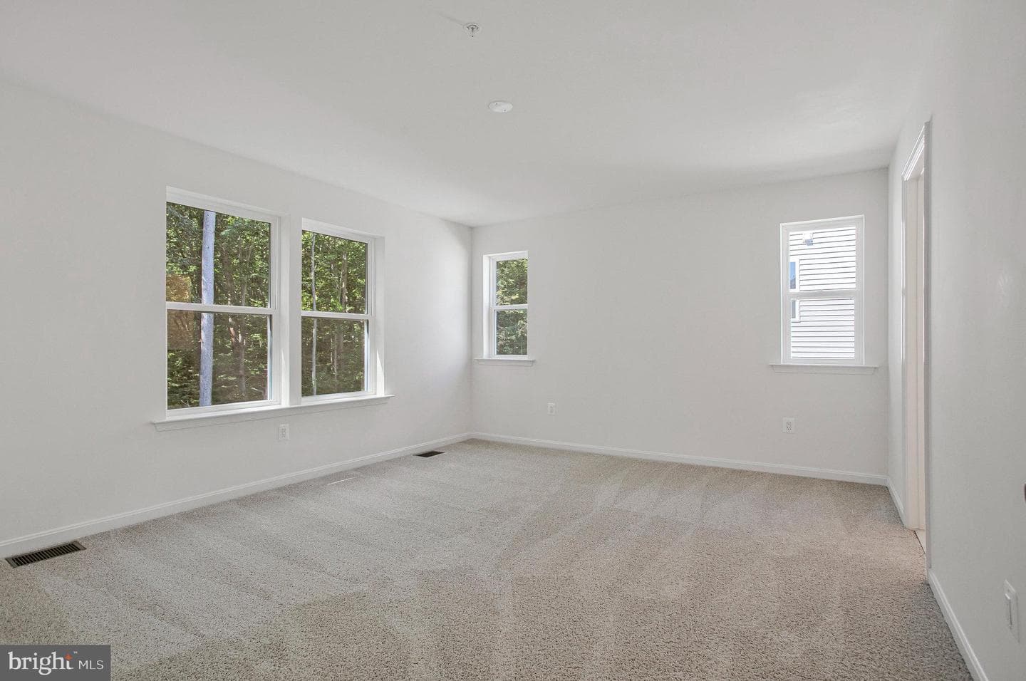 112 Catalpa Drive photo 30