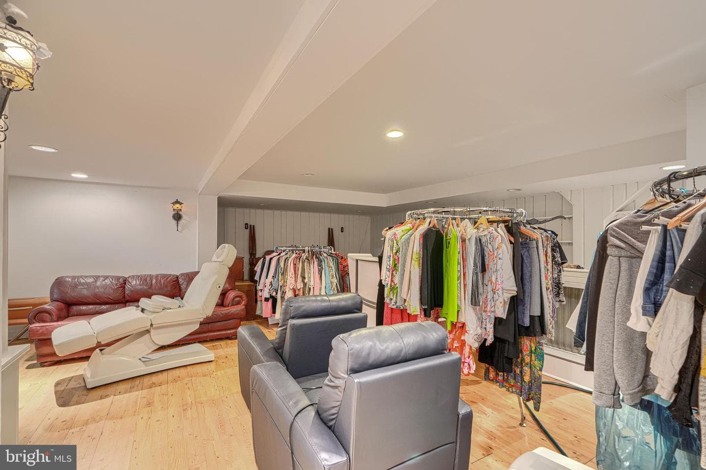 199 Riverside Drive photo 34