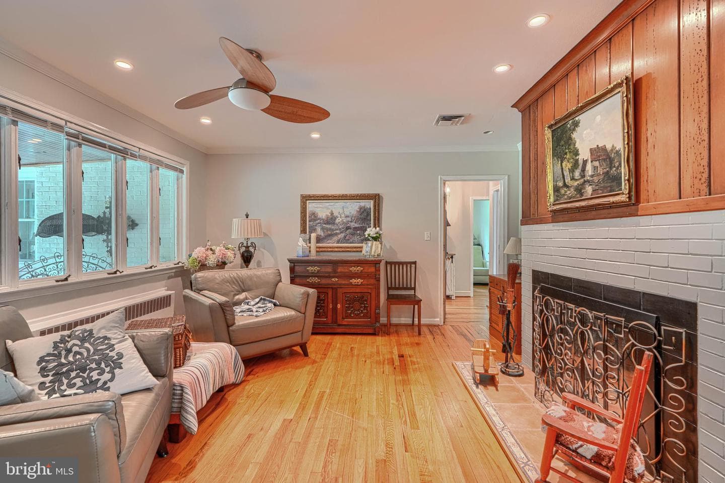 199 Riverside Drive photo 9