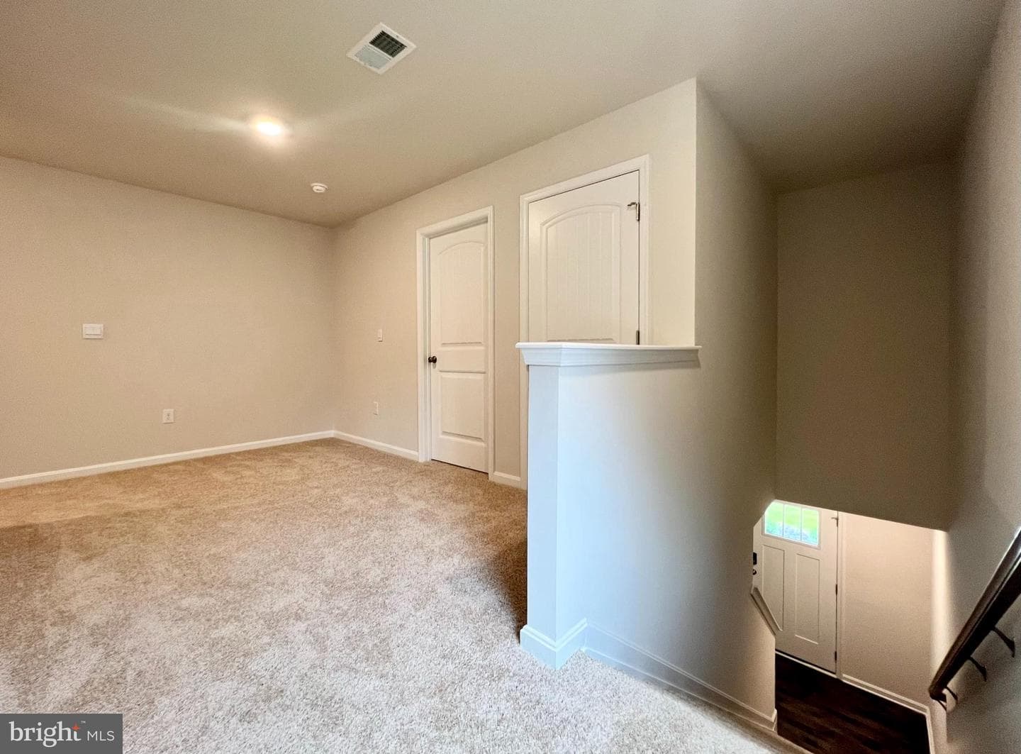 602 Heathrow Circle photo 18