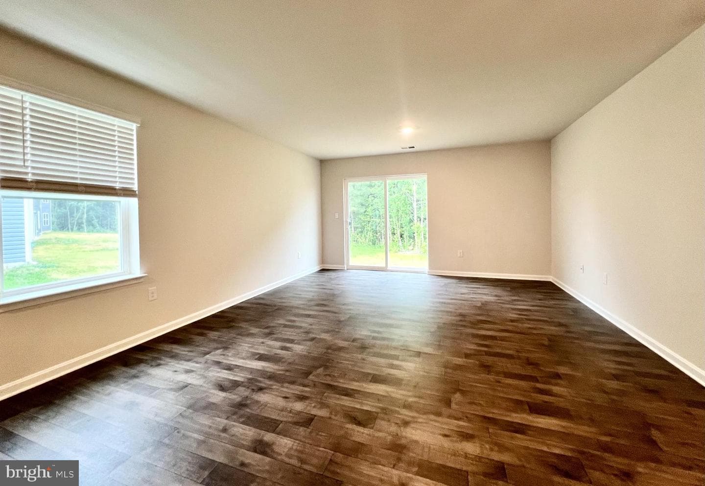 602 Heathrow Circle photo 7