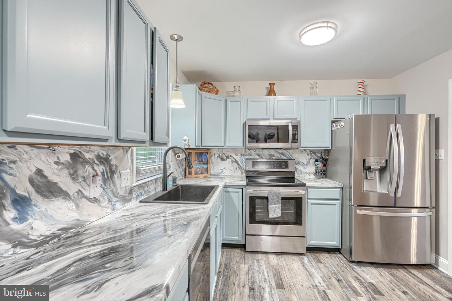 72 Catalpa Drive photo 11