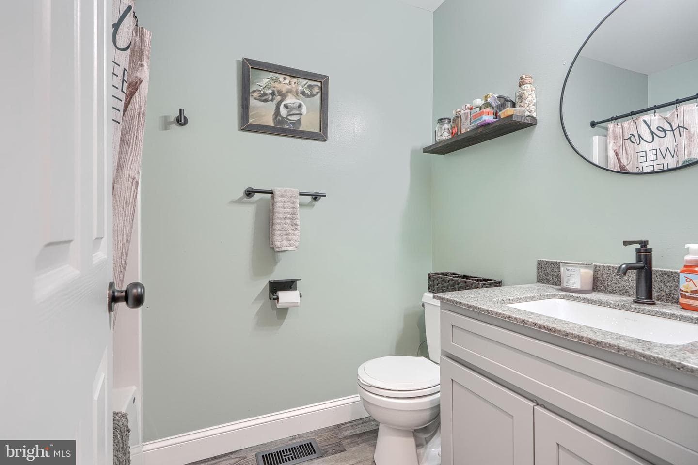 72 Catalpa Drive photo 18