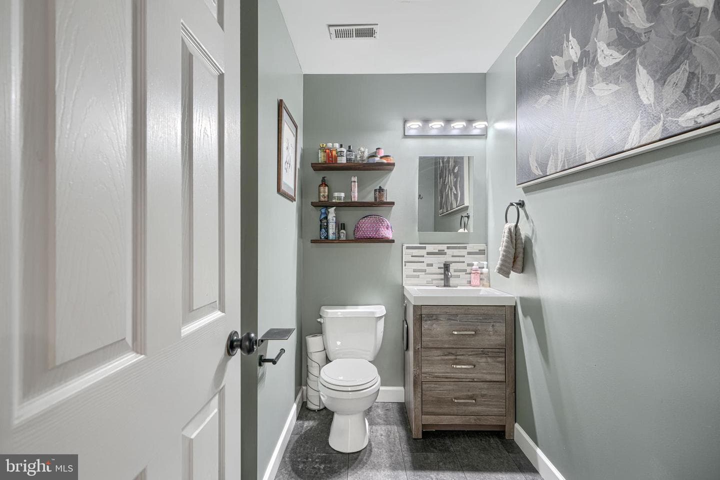 72 Catalpa Drive photo 33