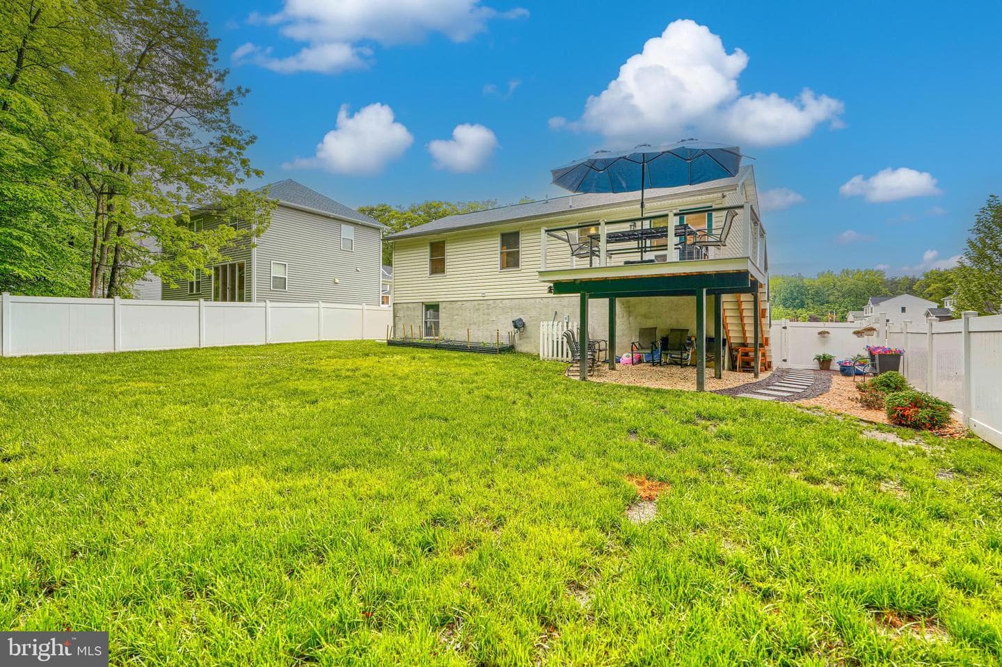 72 Catalpa Drive photo 41